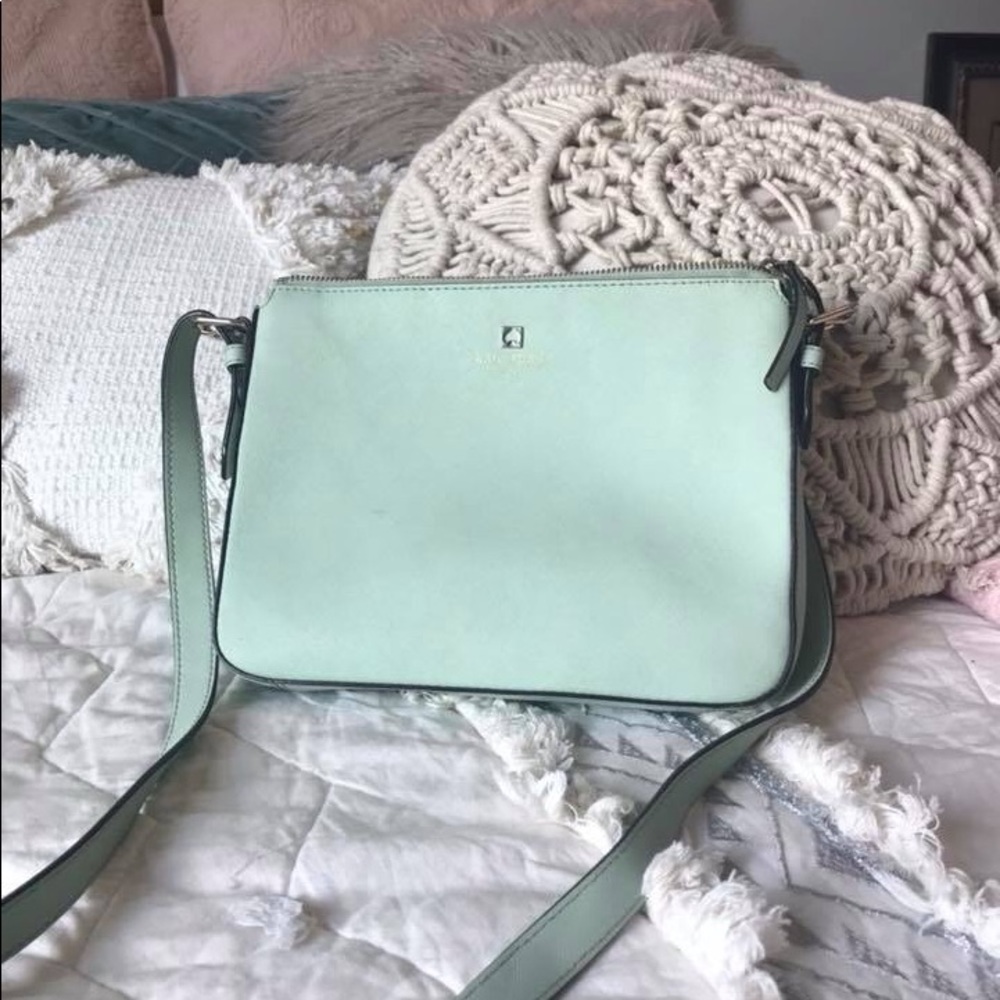 kate spade crossbody - Picture 1 of 2